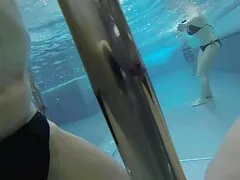 Nhỏ và đói phim sec âu cho cum